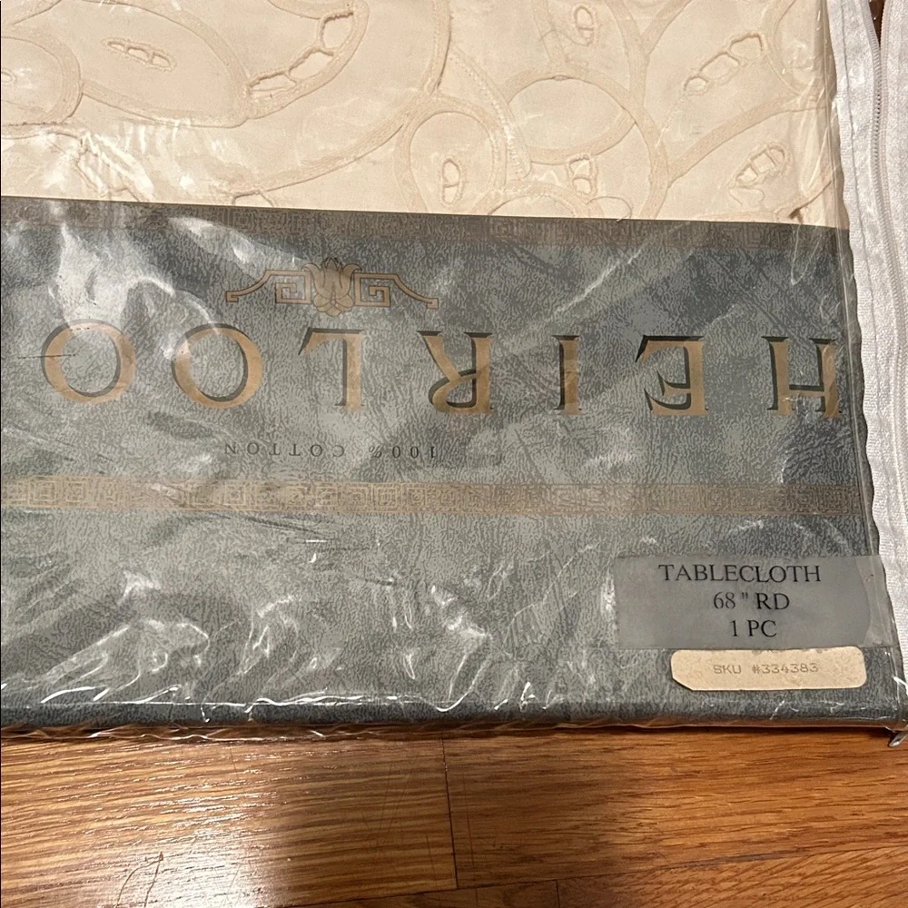 Heirlooms Cream Crochet 100% Cotton Bedding Set + Tablecloth NWT